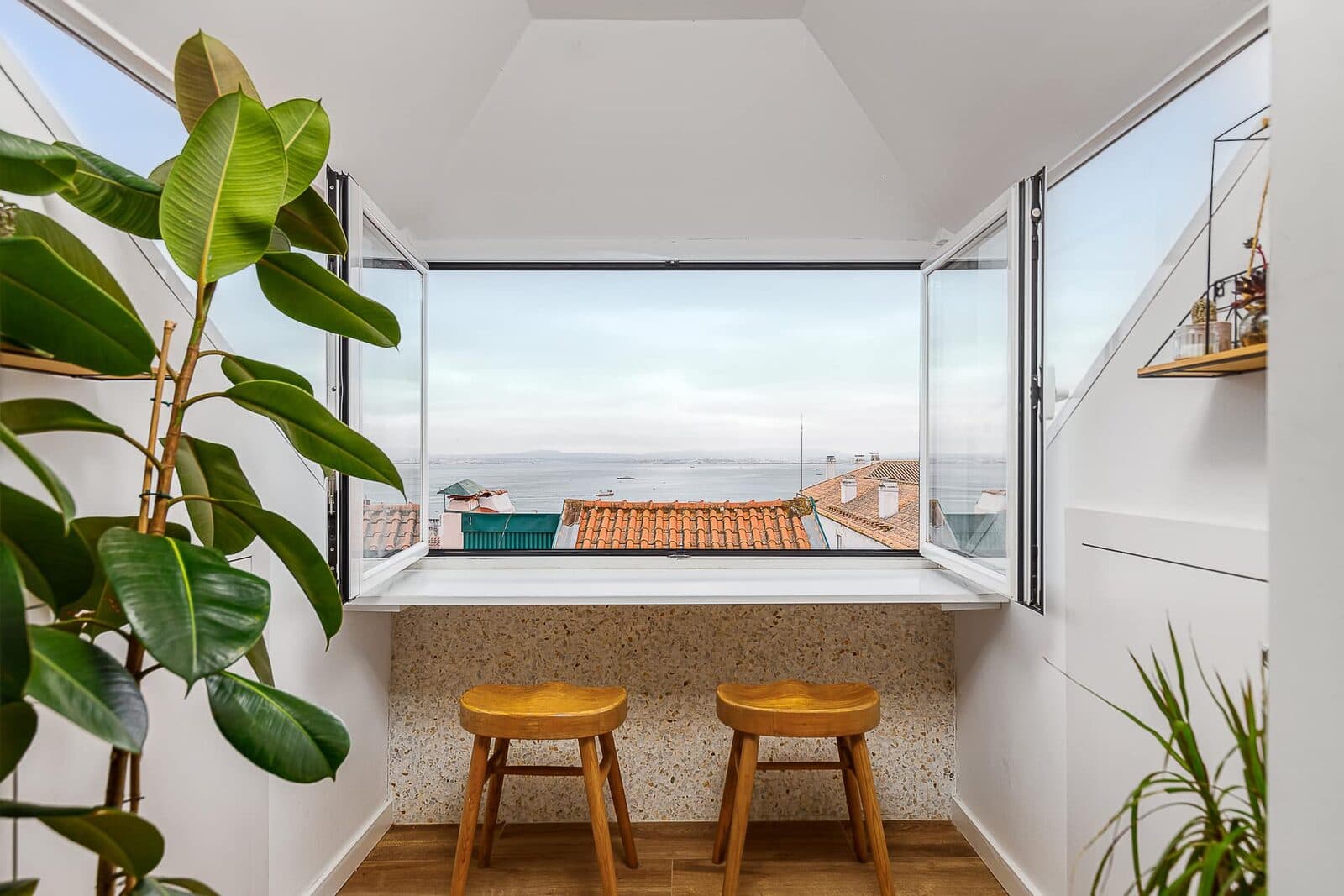 Modern Cocoon — River View